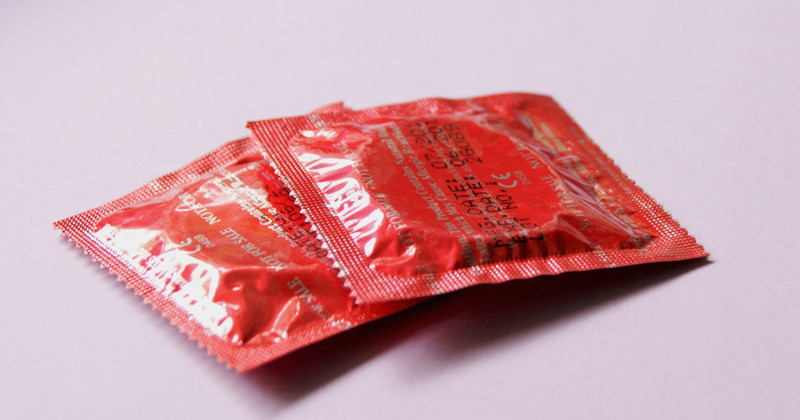Случаи из практики: как подростки покупают презервативы Фармацевт, аптека, истории, история, кондомчики, наблюдения, очередь за лекарствами, презервативы