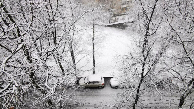 Отопительный сезон продлили в Иркутске из-за выпавшего снега