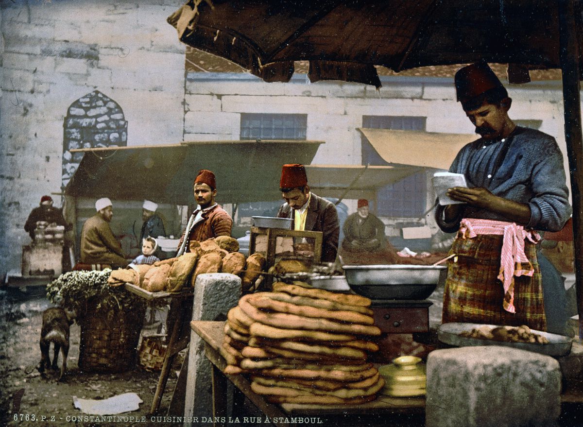 Когда Стамбул еще был Константинополем: город усачей, базаров и фесок на цветных фото XIX века интересное,интересные факты,история,мир,туризм,факты,фотография