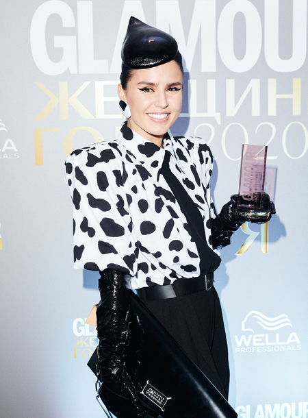 Светлана Бондарчук, Варвара Шмыкова, Zivert и другие гости проекта Glamour "Женщины года 2020" Светлана Бондарчук, Варвара Шмыкова, Zivert и другие гости проекта Glamour "Женщины года 2020" Звезды,Красная дорожка