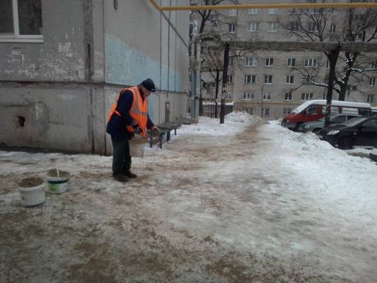 В Самаре усилили противогололёдную обработку улично-дорожной сети