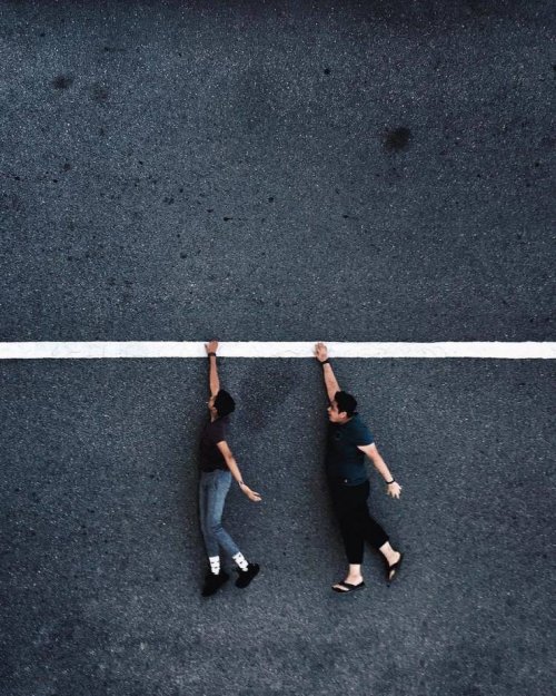 Прикольные фотографии, на которых всё решают ракурс и перспектива Прикольные фотографии, на которых всё решают ракурс и перспектива