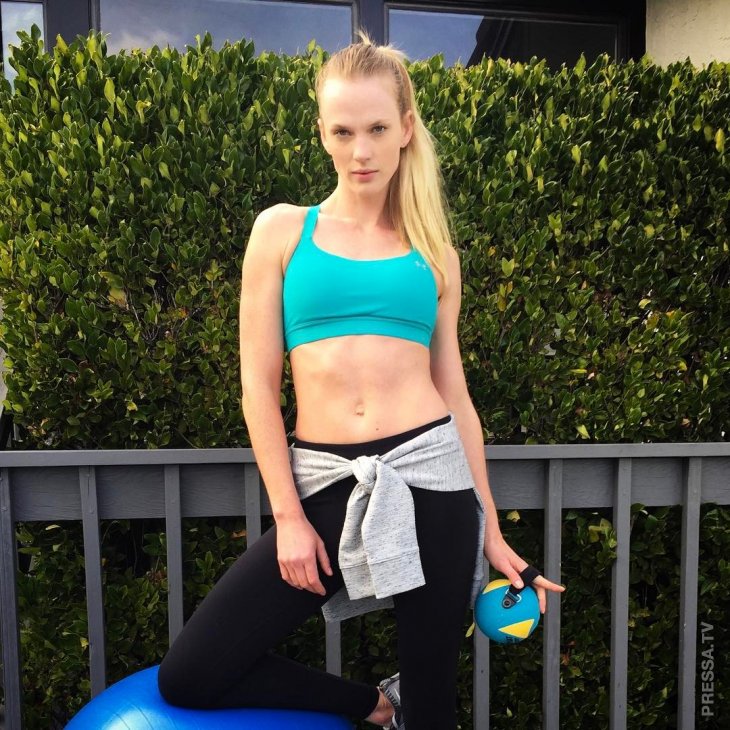 Модель Анна Вьялицына - Девушка Дня фотография