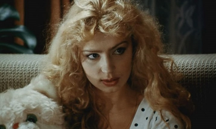 Александра Колкунова: куда исчезла актриса из фильма "Ночные забавы" Александра Колкунова: куда исчезла актриса из фильма "Ночные забавы" актриса