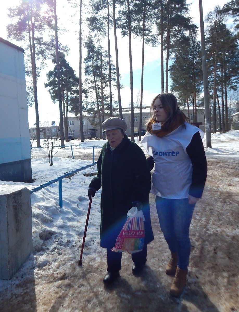 В Тверской области волонтеры помогут пенсионерам и маломобильным избирателям на выборах президента РФ