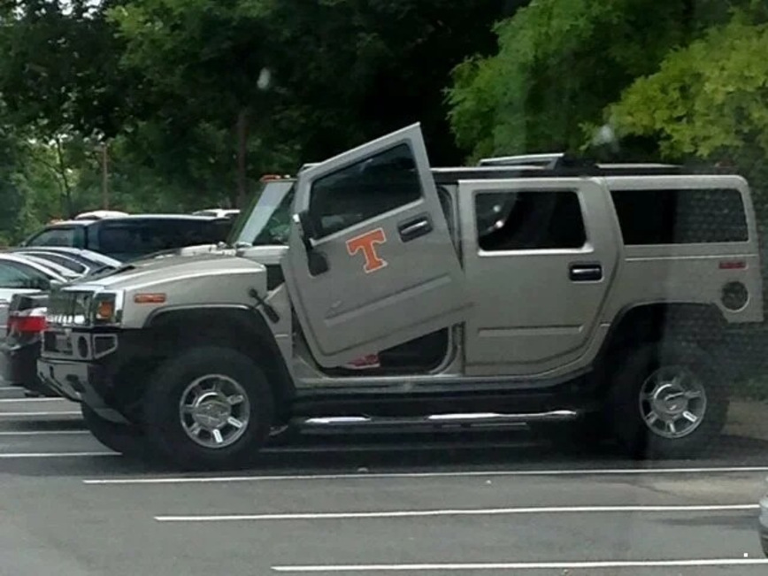 11 фотографий крайне нелепого тюнинга внедорожников Hummer H2 Hummer, этого, только, колесные, владелец, внедорожник, лимузин, автомобилей, Посмотрите, огромные, крыше, точно, хрома, другим, сделать, сделал, задней, проектов, Особенно, самый