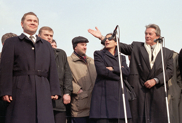 Французский актер Ален Делон — гость Александра Лебедя, 1998 год