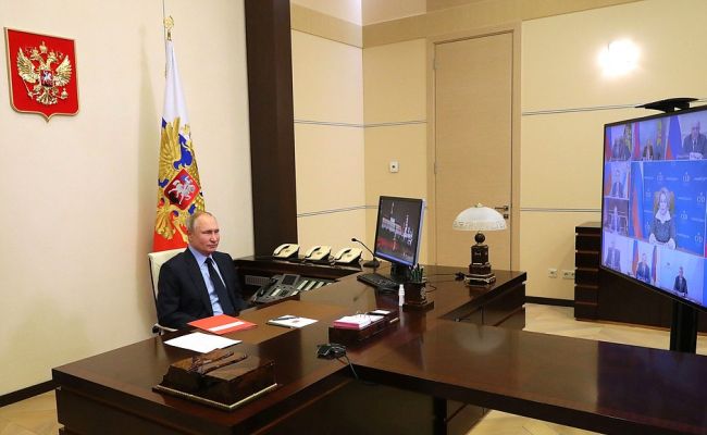 Путин обсудил с Совбезом внутрироссийские проблемы