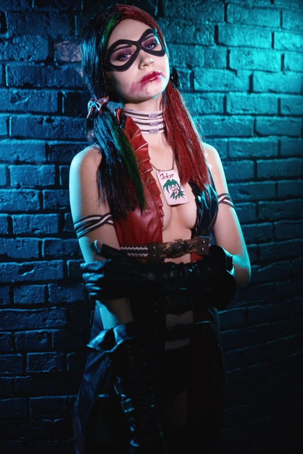 Injustice: Косплей Харли Квинн  Игры,косплей