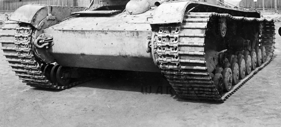 ​Уширители траков конструкции завода №185. Вариант, представленный на снимке, показал наиболее успешные результаты испытаний - Зимняя обувка | Warspot.ru