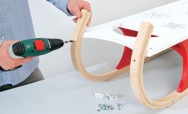 Самодельные санки из фанеры Самодельные санки из фанеры сделай сам