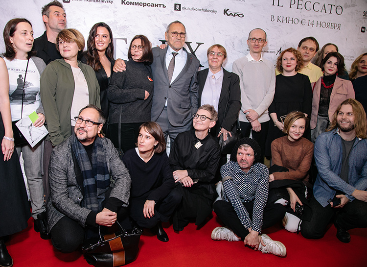 Алла Пугачева, Юлия Высоцкая и другие на премьере фильма Андрея Кончаловского "Грех" в Москве Звезды,Красная дорожка