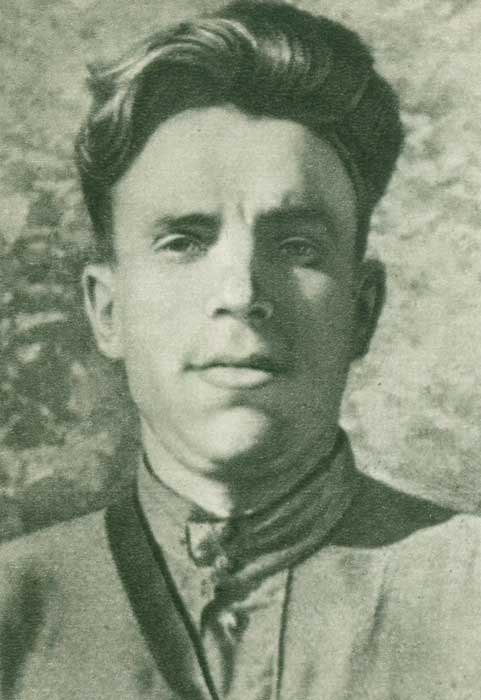 Разведчик Иосиф Зварика погиб, отвлекая на себя немцев.