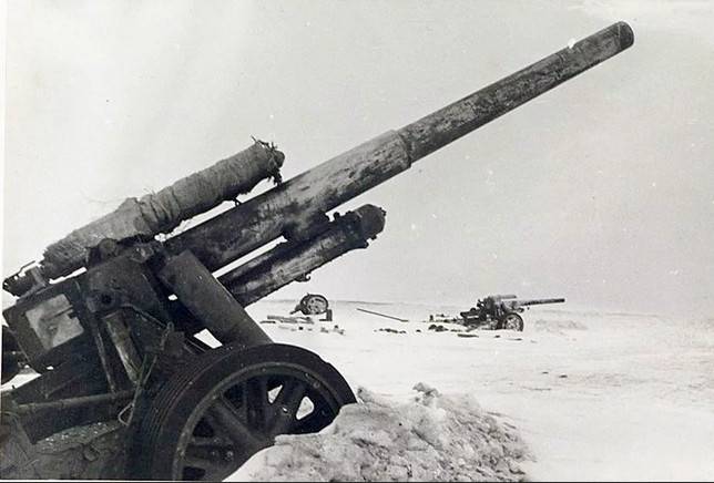 Трофейные 105-мм пушки и 150-мм тяжелые полевые гаубицы на службе в РККА Трофейные 105-мм пушки и 150-мм тяжелые полевые гаубицы на службе в РККА оружие