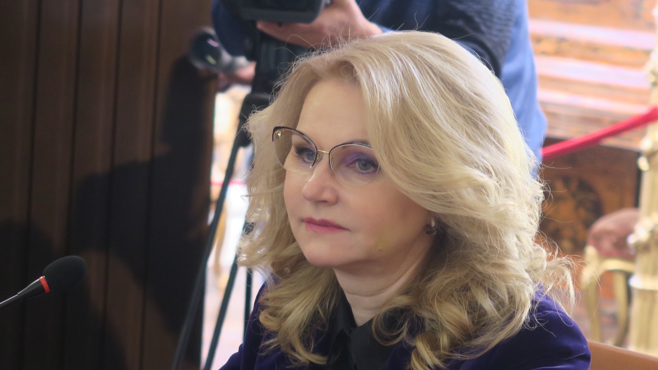 Голикова выразила благодарность учителям за работу в условиях пандемии