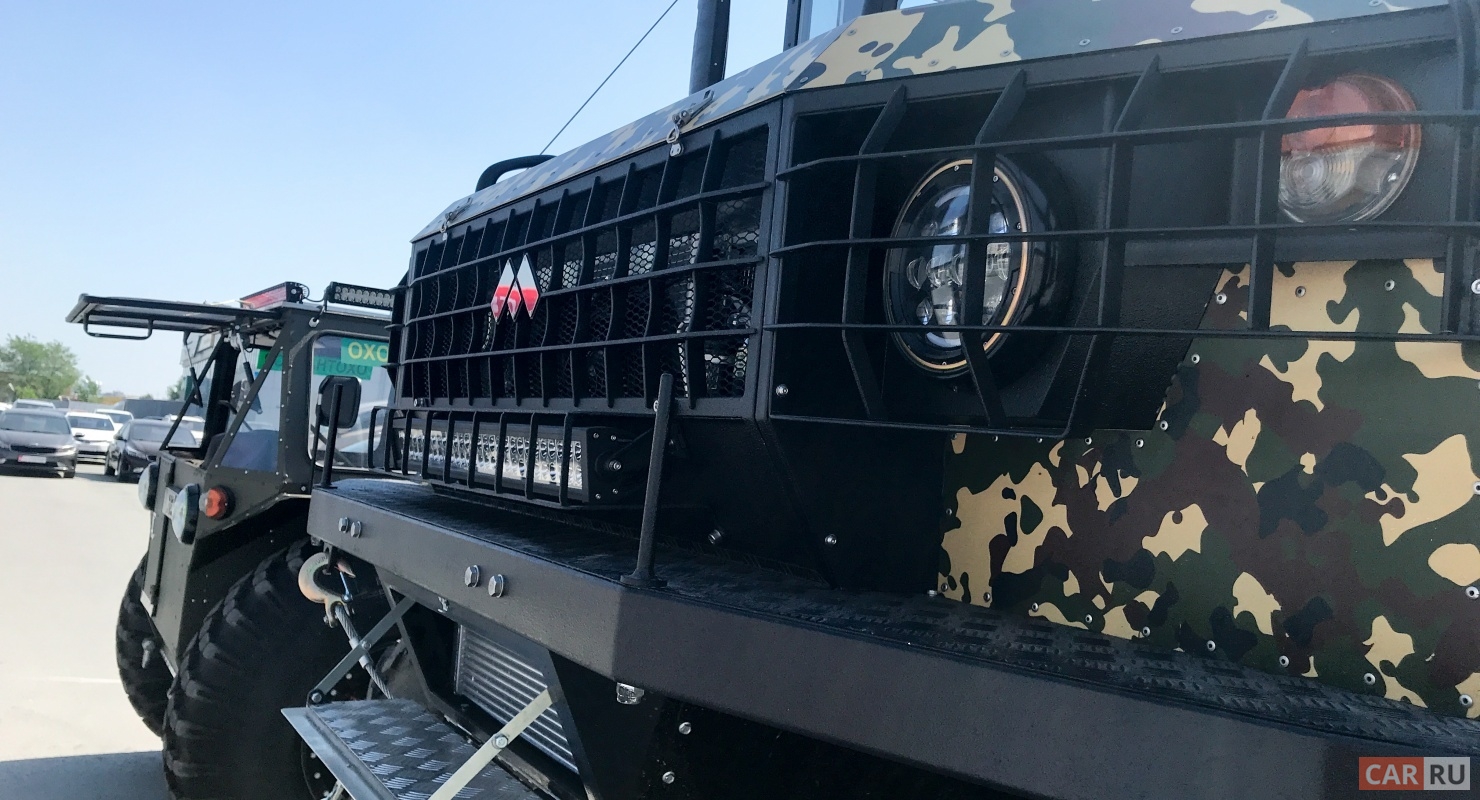 АР-НАТИ  — опытный армейский полноприводный многоцелевой автомобиль