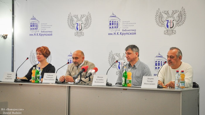 информационное агентство новороссии. флаг мир луганщине. информационное агентство новороссии. русский марш тула. сравнения армий украины и новороссии.