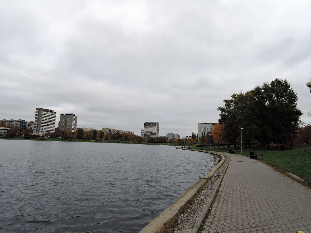 Гольяновский пруд в москве