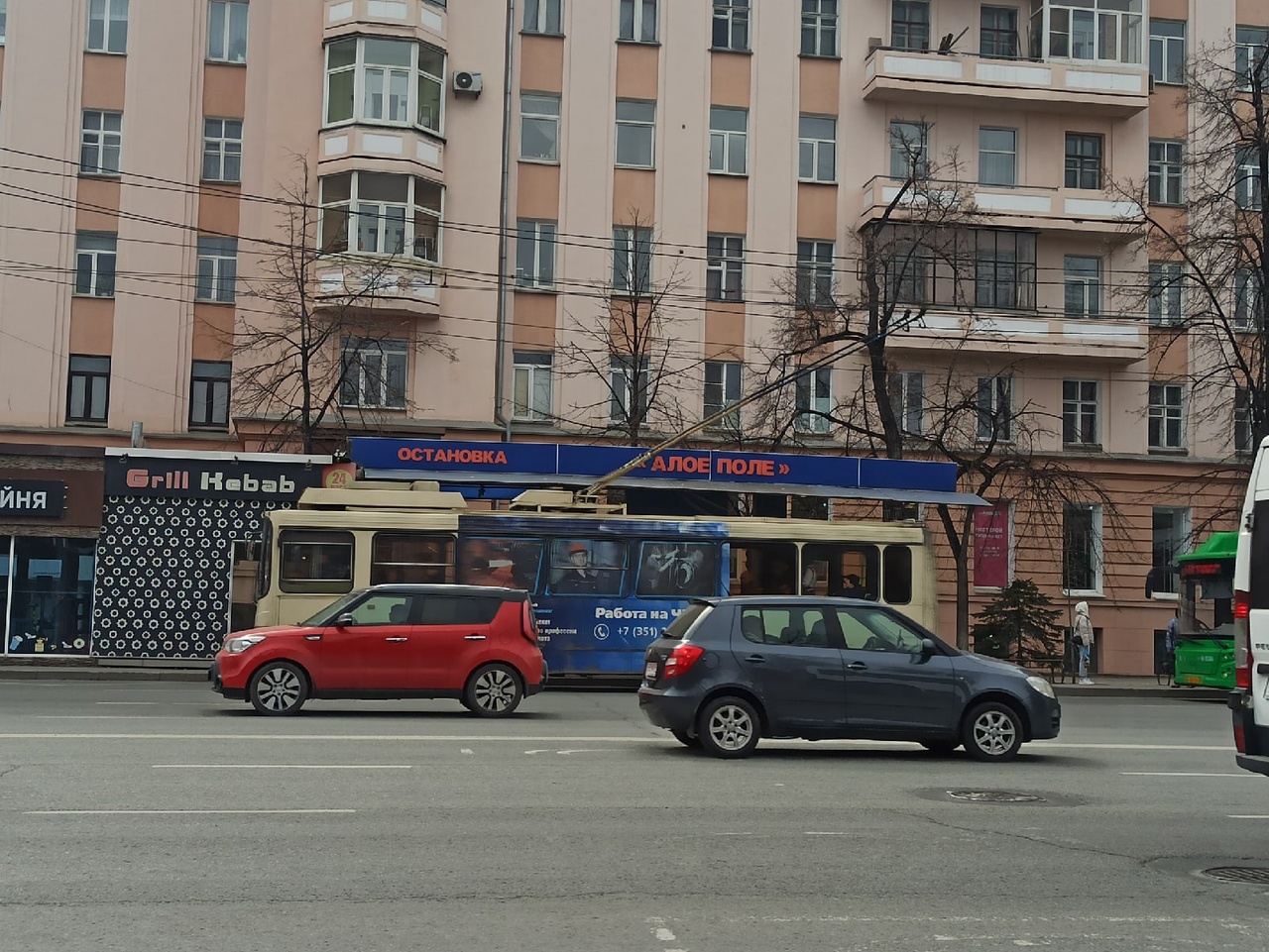 В центре Челябинска на две недели перекроют движение транспорта