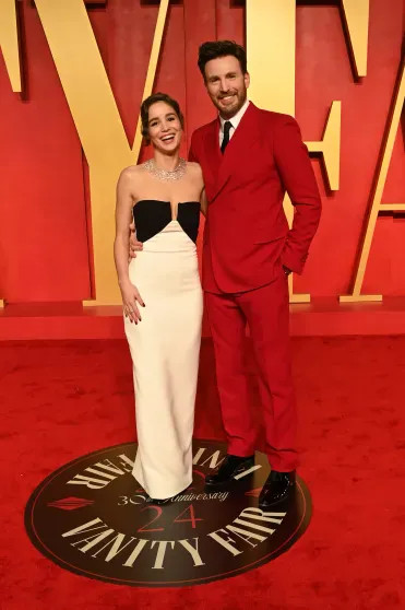 Альба Баптиста и Крис Эванс