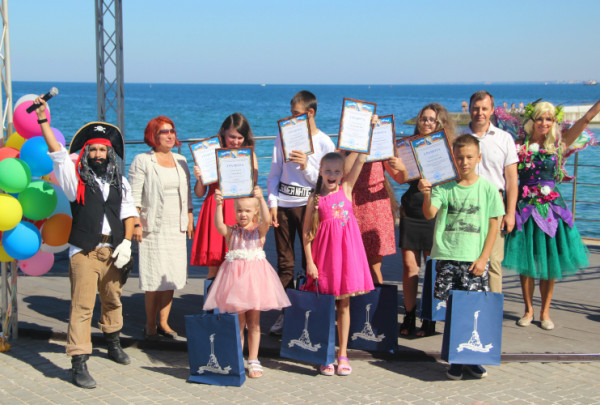 В Севастополе наградили победителей детского конкурса рисунков по охране труда