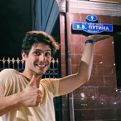 Екатерина Варнава и Александр Молочников подтвердили роман и впервые вместе вышли в свет Екатерина Варнава и Александр Молочников подтвердили роман и впервые вместе вышли в свет Звездные пары