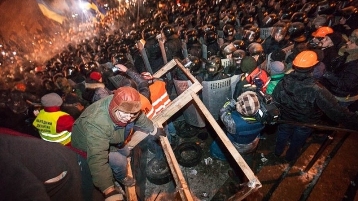 Украинцев призывают готовиться к новому Майдану – радикалы свергнут Зеленского