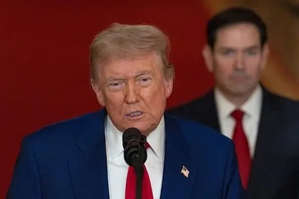 Политолог назвал удары по Ирану предупреждением Трампа России и Китаю