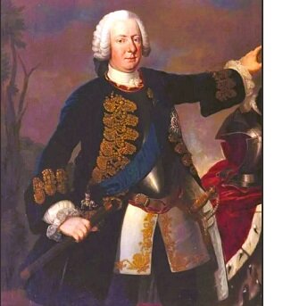 Антон Ульрих родился 28 августа 1714 года в Беверне (Нижняя Саксония). Он был вторым сыном герцога Фердинанда Альбрехта II  Брауншвейг-Бевернского.-5