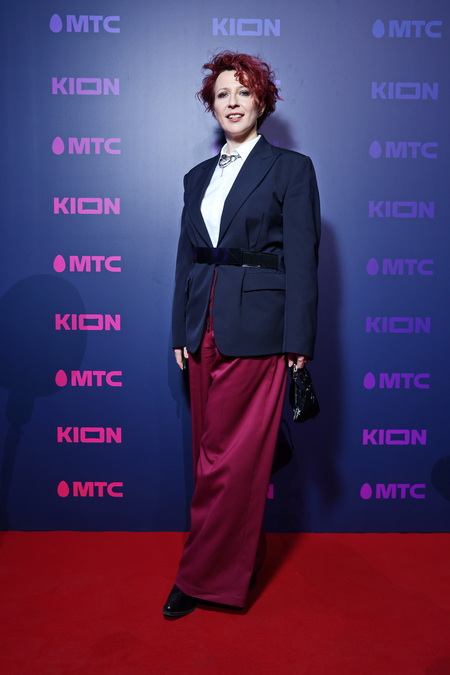 Марина Зудина и Павел Табаков, Яна Чурикова и другие на презентации онлайн-кинотеатра Звезды,Красная дорожка