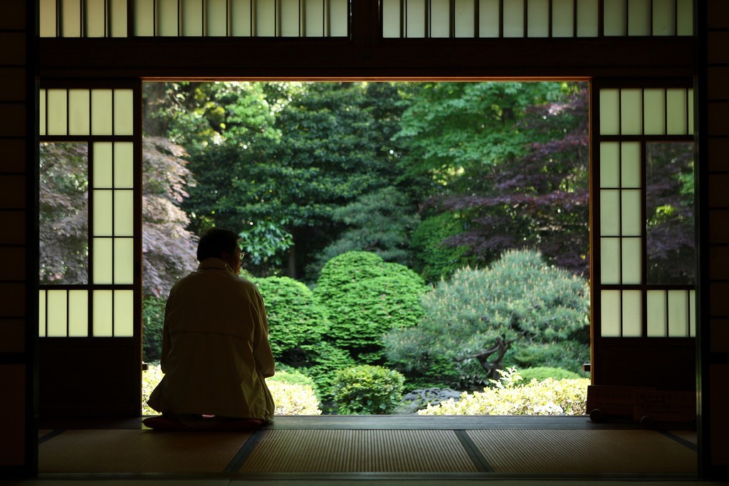 Door to door japan