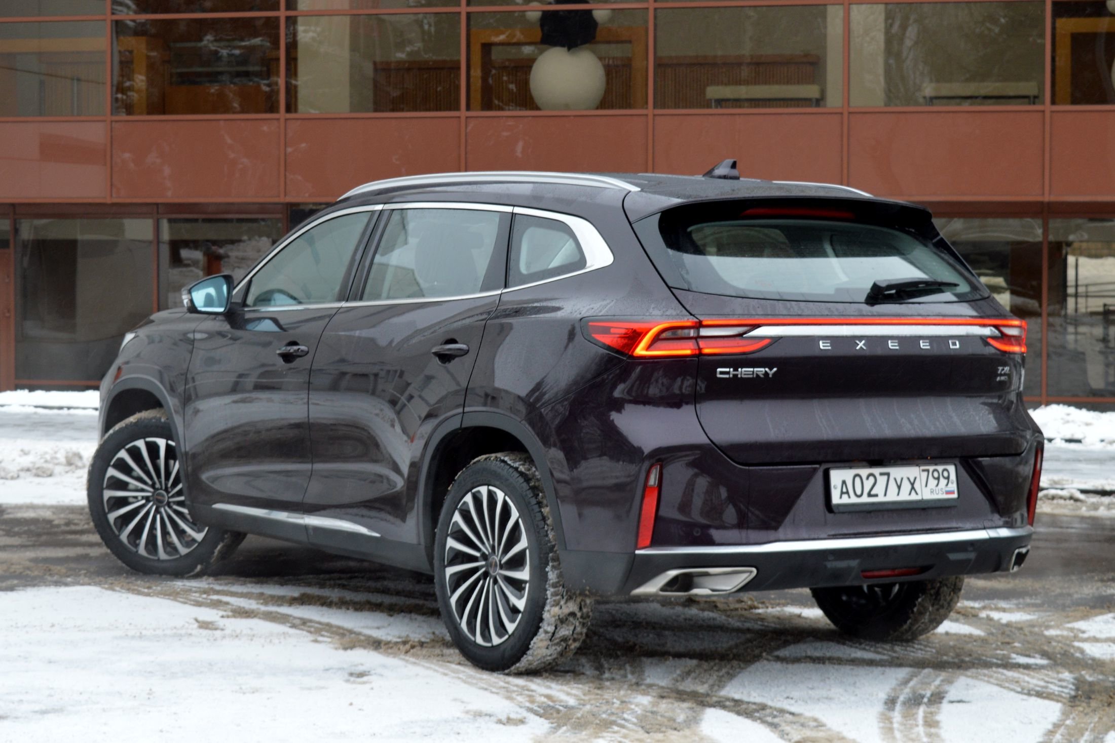 Exeed rx отзывы владельцев. Chery exceed TXL 2022. Chery exceed TXL 2020. Китайская машина exceed 2022. Китайский кроссовер exceed 2022.