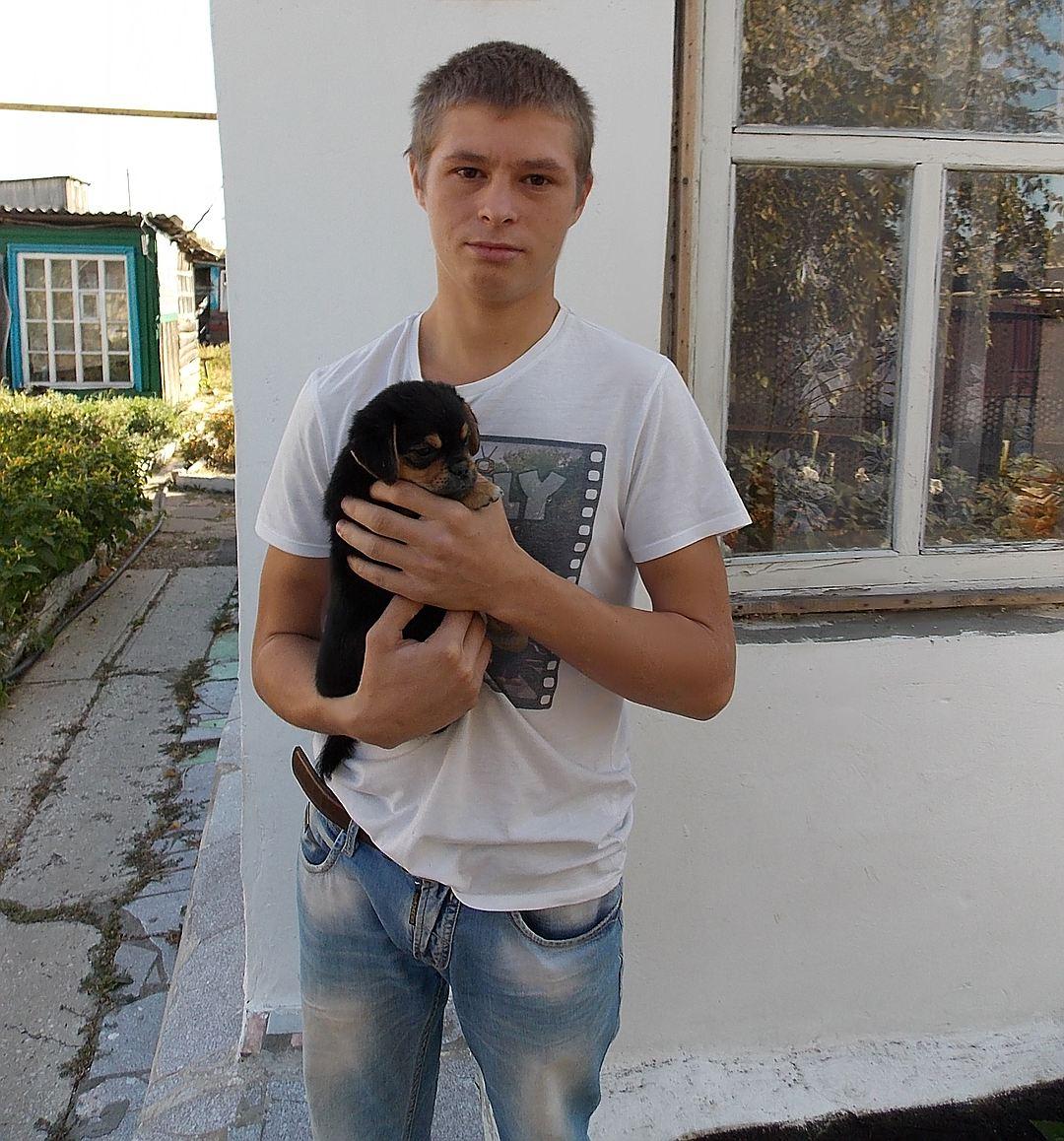 После 16 лет рабства остался нелюдимым дикарем: как сейчас живет Василий Мусофранов, которого в 6 лет похитили цыгане человек, семье, когда, мальчик, Василий, больше, рынок, считать, читать, автомобиля, никто, которой, решил, взяла, ребенка, Василия, юноша, молодой, умудрился, ничего