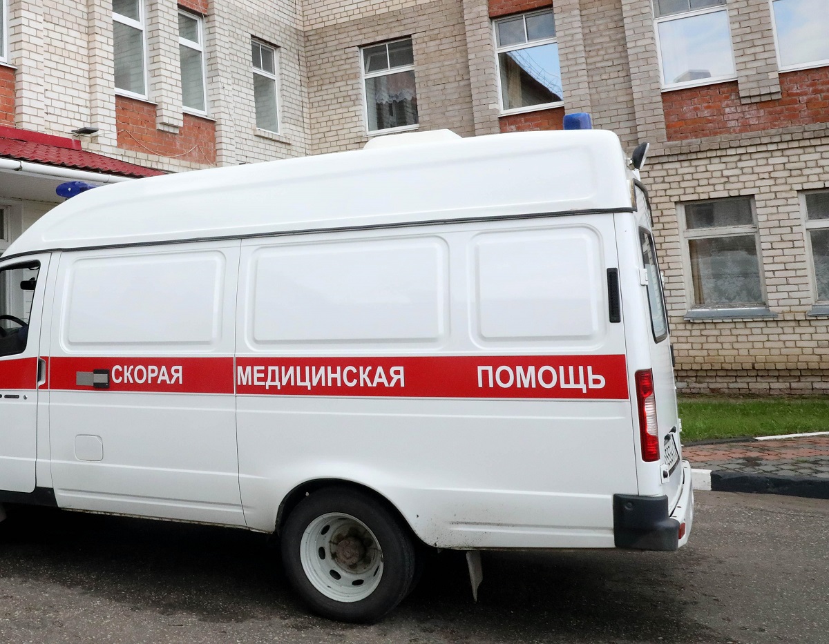 Мотоциклист без прав врезался в автобус под Нижним Новгородом