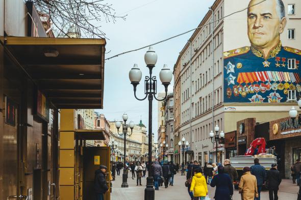 Пешеходному Арбату — 30 лет