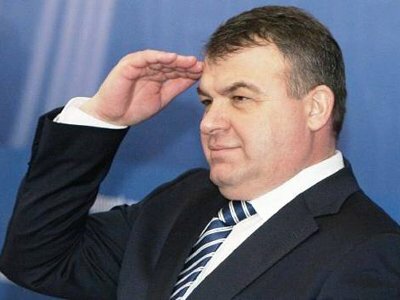 Экс-глава Минобороны Сердюков