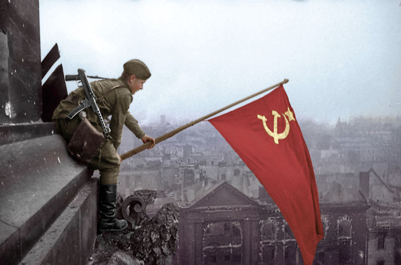 18. Советский флаг над Берлином, 1945 год время, россия, фотография, цвет