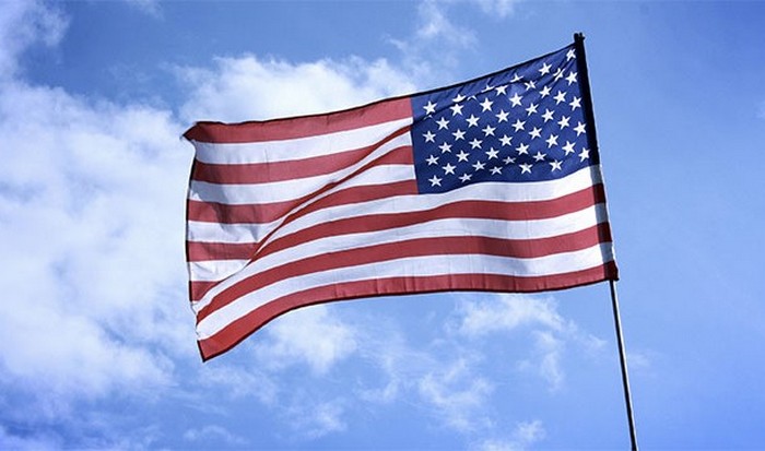 Современный флаг США.