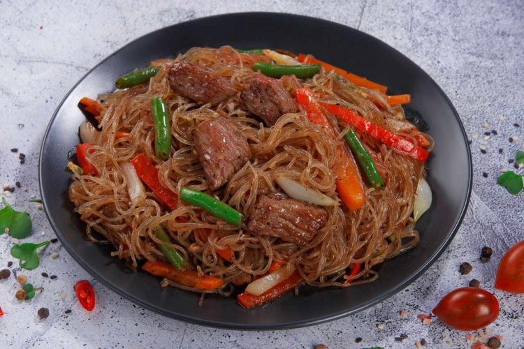 15 рецептов с рисовой лапшой, которые придутся по вкусу каждому 15 рецептов с рисовой лапшой, которые придутся по вкусу каждому рисовой, лапшу, соуса, лапши, понадобится, рисовую, минут, чеснока, обжарь, зубчика, добавь, овощи, соевого, лапша, перец, Отвари, Рисовая, специи Приготовление, чеснок, болгарский