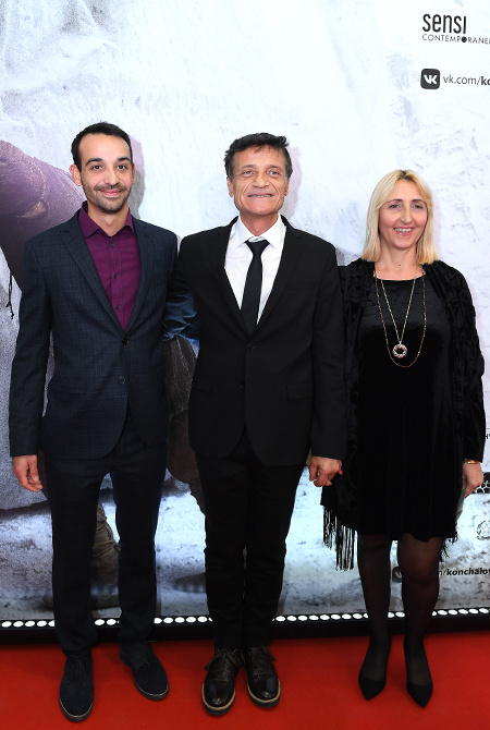 Алла Пугачева, Юлия Высоцкая и другие на премьере фильма Андрея Кончаловского "Грех" в Москве Звезды,Красная дорожка