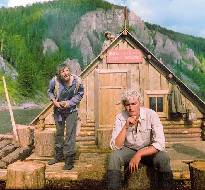 Как сложилась жизнь Вячеслава Воскресенского, актёра из сказки «Финист – Ясный Сокол» Как сложилась жизнь Вячеслава Воскресенского, актёра из сказки «Финист – Ясный Сокол»