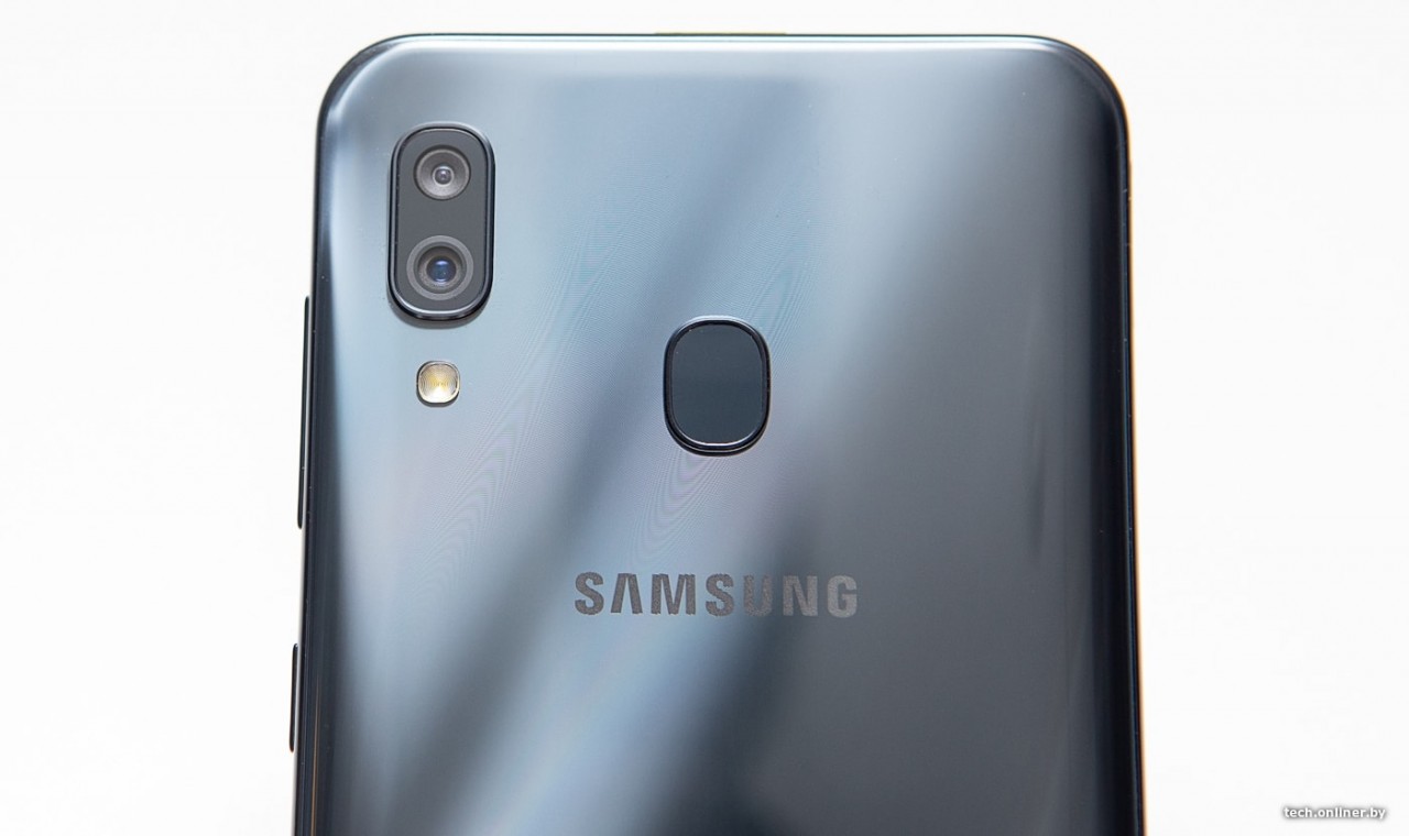 Samsung Galaxy A30 хочет стать вашим смартфоном. Все «за» и «против» samsung galaxy a30