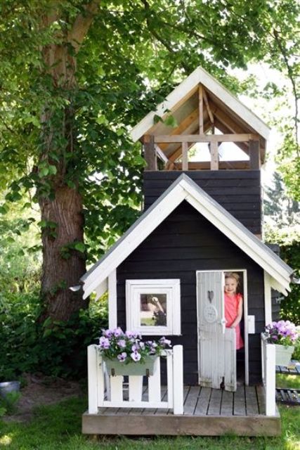 awesome-outdoor-kids-playhouses-to-build-this-summer-22