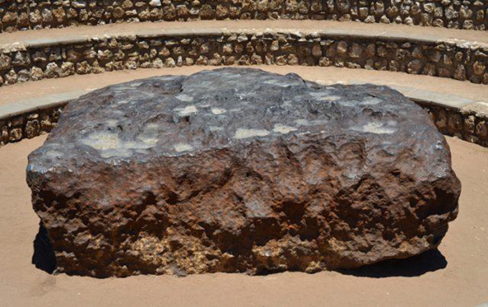 Что из себя представляет самый большой метеорит, упавший на Землю 