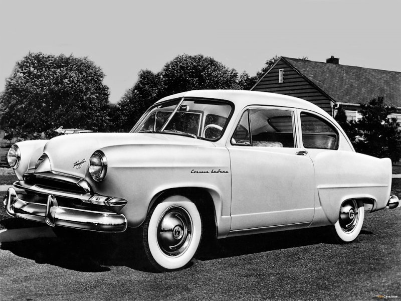 Знакомьтесь, Henry J — cамый дешевый автомобиль США в 1953 году. Жаль, но бюджетник не смог спасти автомобильный бизнес Генри Кайзера, зато стал основой для хипстерского родстера Kaiser Darrin, авто, автодизайн, автоистория, двери, дизайн, олдтаймер, ретро авто
