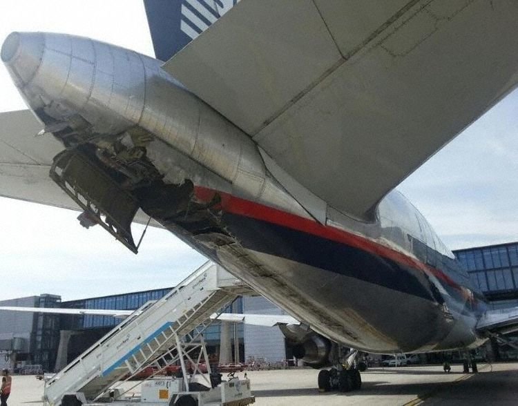 520 ,    Boeing 747, , , ,  JA8119, 