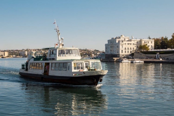 В День ВМФ перекроют рейд через Севастопольскую бухту