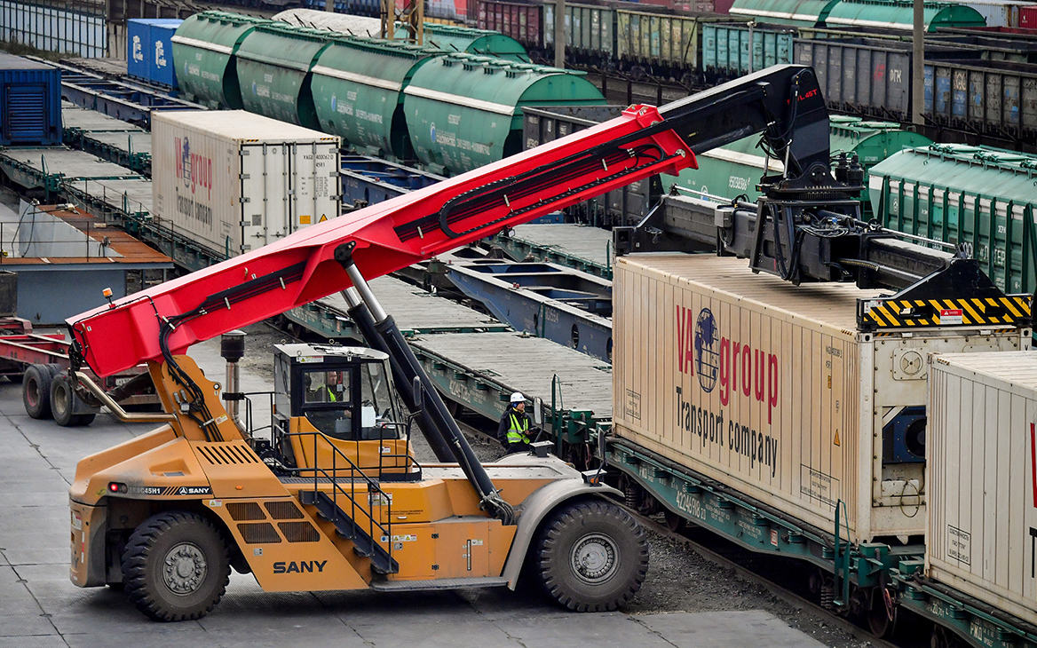 РЖД спрогнозировали рост транзита контейнеров в четыре раза