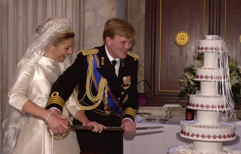 Подборка поразительных королевских свадебных тортов
