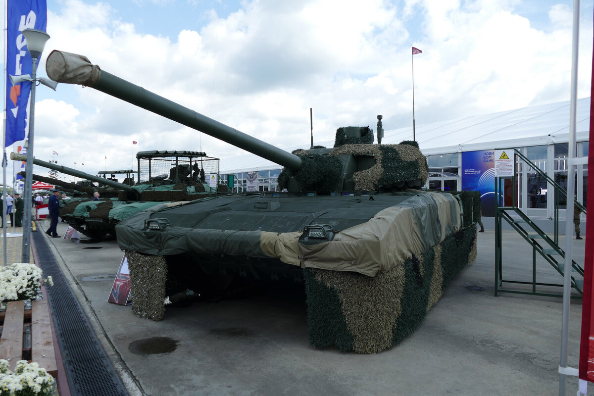 Т-14 на форуме "Армия-2023"
